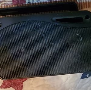 2 - Pyle Hydra speakers